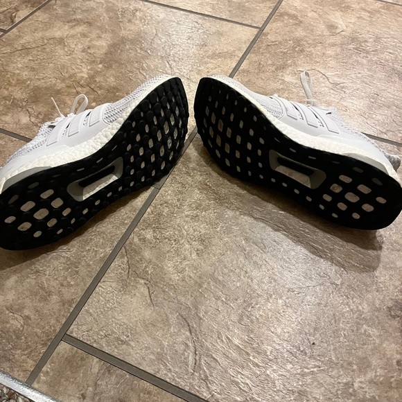 Women’s Adidas Ultraboost 1.0 DNA Shoes Size 9 White - Picture 7 of 7